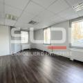 Location de bureau de 708 m² à Bron - 69500 photo - 2
