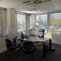 Location de bureau de 210 m² à Bruges - 33520 photo - 3