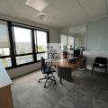 Location de bureau de 2 875 m² à Genas - 69740 photo - 4