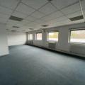 Location de bureau de 323 m² à Lesquin - 59810 photo - 7