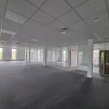 Location de bureau de 342 m² à Lesquin - 59810 photo - 9