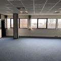 Location de bureau de 196 m² à Niederhausbergen - 67207 photo - 3