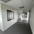 Location de bureau de 334 m² à Rillieux-la-Pape - 69140 photo - 4