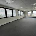 Location de bureau de 2 240 m² à Saint-Priest - 69800 photo - 8