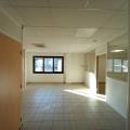 Location de bureau de 250 m² à Villefranche-sur-Saône - 69400 photo - 5