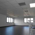 Location d'entrepôt de 2 604 m² à Meyzieu - 69330 photo - 4