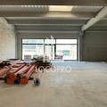 Location d'entrepôt de 1 820 m² à Montauroux - 83440 photo - 3