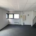 Location d'entrepôt de 321 m² à Tremblay-en-France - 93290 photo - 8
