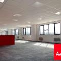 Entrepôt à vendre de 8 740 m² à Saint-Pierre-du-Perray - 91280 photo - 1