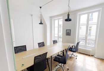 Plateau privatif / coworking prox Square Montholon - - 22 postes
