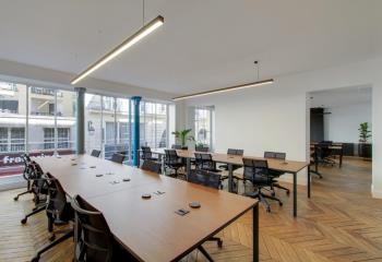 Plateau privatif coworking - Métro Bourse - Bus 29