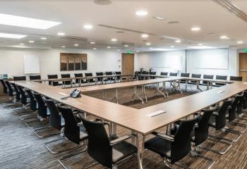Bureaux flexibles à, proche ambassades et ministères, avec parking