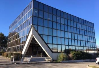 Location bureaux - Pôle d'Activité, proche TGV et aéroport  à Aix-en-Provence - 13100