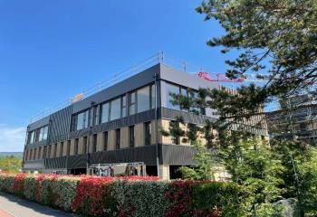 Location bureaux - Proche autoroute Genève et Vallée de l'Arve  à Allonzier-la-Caille - 74350