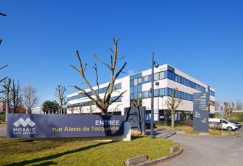 Bureaux à louer à - Façade de l'A10 et proximité A6  à Antony - 92160
