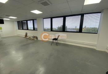 Location de bureau, programme neuf  à Artigues-près-Bordeaux - 33370