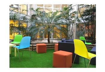 Bureaux à louer à - Immeuble indépendant lumineux  à Asnières-sur-Seine - 92600