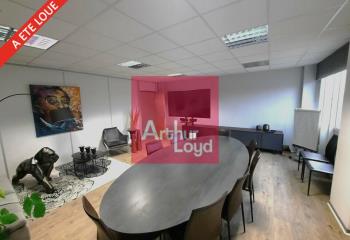 Location bureaux - Proche La Pardieu - Stationnement aérien  à Aubière - 63170