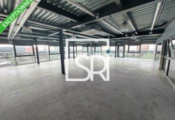 Location bureaux - Proche A75, bus et tram  à Aubière - 63170
