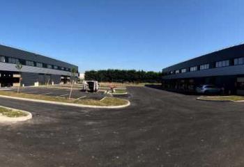 Location bureaux - Proche axes routiers et transports en commun
