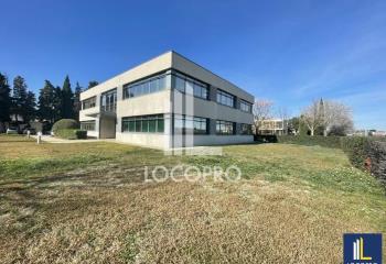 Location bureaux - Proche A7, aéroport et bus  à Avignon - 84000