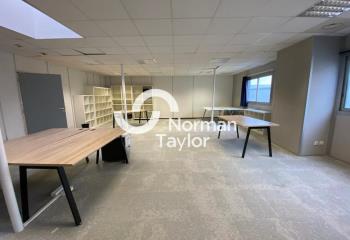 Location de bureaux kitchenette  à Baillargues - 34670