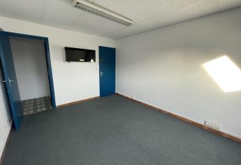 Bureau à pour à - ZAC de Ther - Accès A16 à proximité