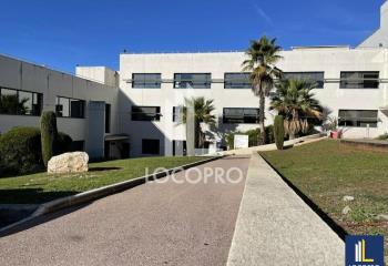 Location de bureaux dans le quartier St-Philippe Sophia Antipollis à  à Biot - 06410
