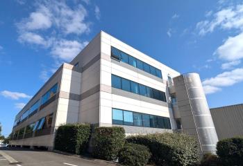 Location bureaux - Proximité Aéroport Toulouse-Blagnac et Tram  à Blagnac - 31700