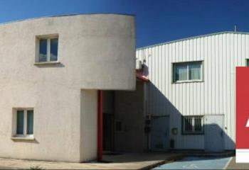 Location bureaux - Proche A7 et centre-ville  à Bollène - 84500