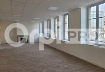 Location bureaux à - Palais de Justice