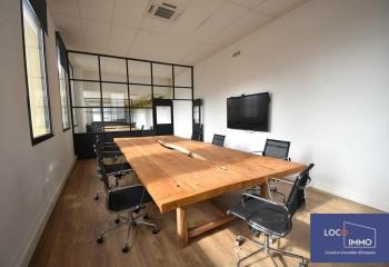 Location bureaux - Proche Cité du Vin, Tram B