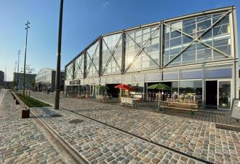 Bureaux à louer - Bassins à Flots, proche Tram et Bus