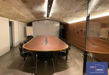 Location bureaux Centre - Proche Quinconces et Grand Théâtre, Tram B, C et D  à Bordeaux - 33000