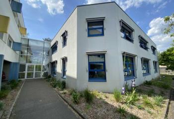 Location bureaux - Proche bus Parc de la Bouvre  à Bouguenais - 44340