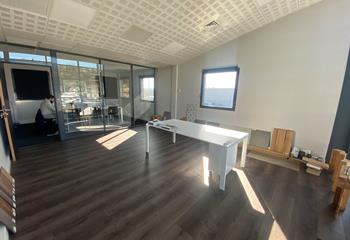 Vente bureau - 2 parkings privatifs