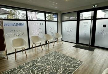 Location bureaux - Avenue passante