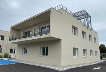 Location bureaux - Parc du Chêne, proche tramway T5  à Bron - 69500