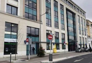 Location bureaux - Proche RER A et gare SNCF  à Bussy-Saint-Georges - 77600