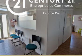 Bureau à la location à l'Est de  à Caen - 14000