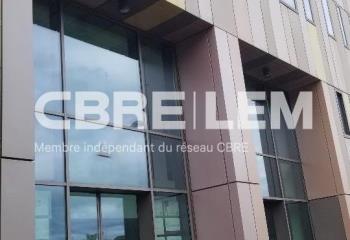 Location bureaux - Gare SNCF et centre commercial  à Caen - 14000