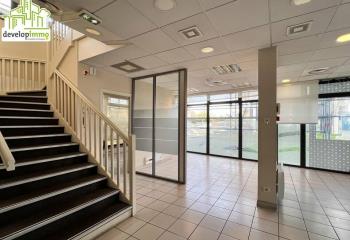 Location bureaux - Axe passant, proche Stade d'Ornano et Silicon Valley  à Caen - 14000