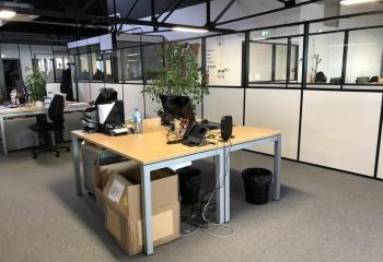 Location bureaux - Proche périphérique et transports  à Caluire-et-Cuire - 69300