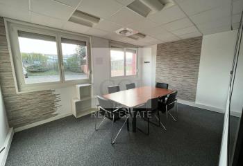 Location de bureaux - zone industrielle du Périca  à Caluire-et-Cuire - 69300