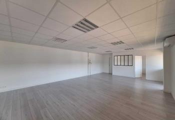 Location bureau - Proche autoroute A63
