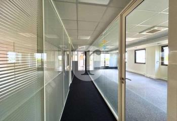 Bureaux à louer - A25 - rocade nord ouest  à Capinghem - 59160