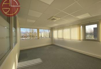 Location bureaux, proche autoroute et RN