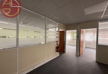 Bureaux à louer à, proche autoroute A62