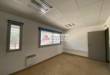Location bureau - Proche autoroute A9  à Castries - 34160