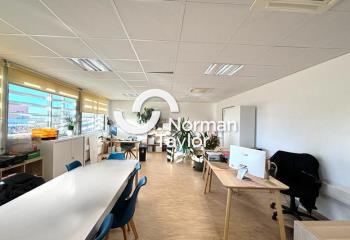 Location de bureaux - au coeur de la zone Via Domitia